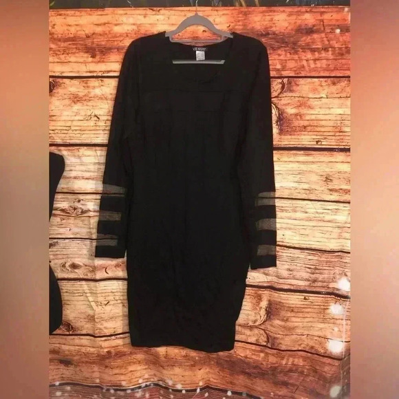 Mesh Detail Bodycon Dress - Picture 5 of 16